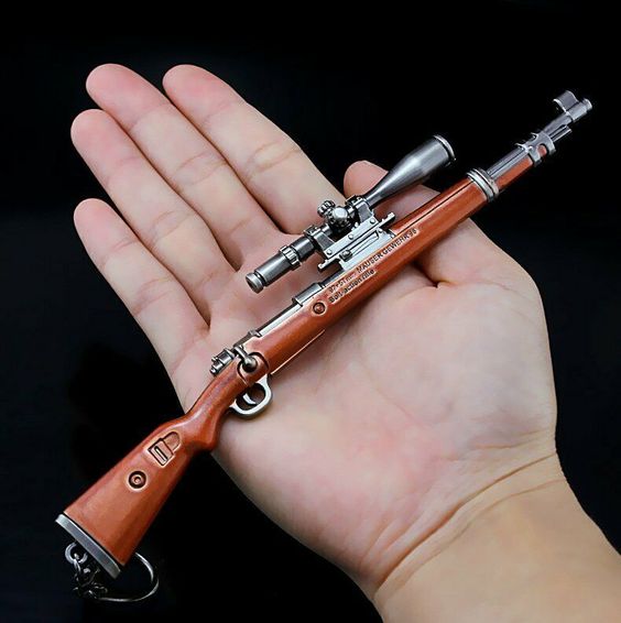 Exclusive PUBG Kar98 Maroon Metal Keychain, Player Unknown BattleGrounds Key Chain/Key Ring