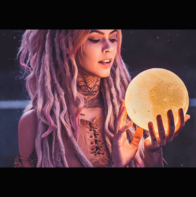 Buy UNIQUE 3D MOON LAMP as gift for family and gift for loved ones