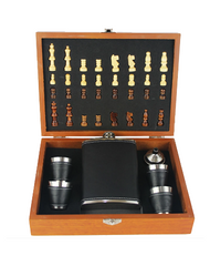 buy wooden chessboard with hip flask set as drinking game with alcohol
